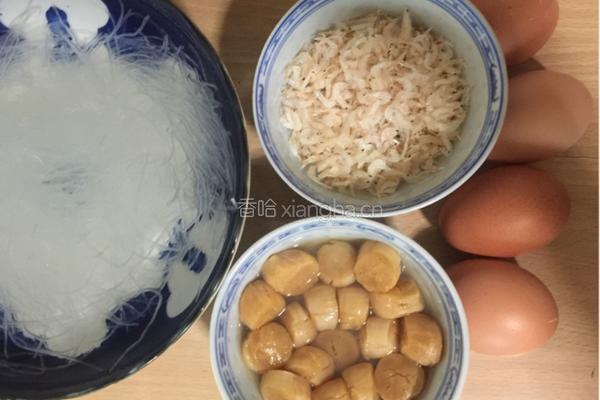 韭菜鸡蛋虾皮饺子的做法图解4