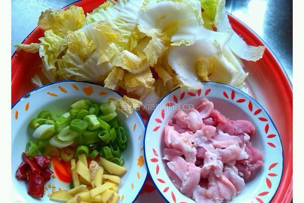 白菜炖粉条的做法图解2