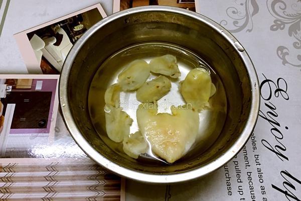 花胶煲鸡的做法图解4
