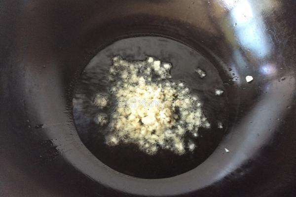 蒜茸茼蒿的做法图解3