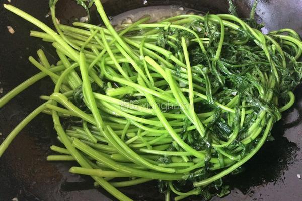 蒜茸茼蒿的做法图解4