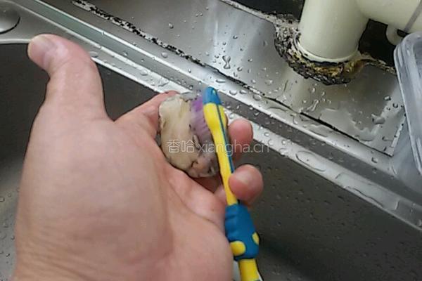 清蒸鲍鱼的做法图解2
