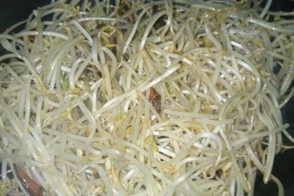 炒绿豆芽的做法图解3