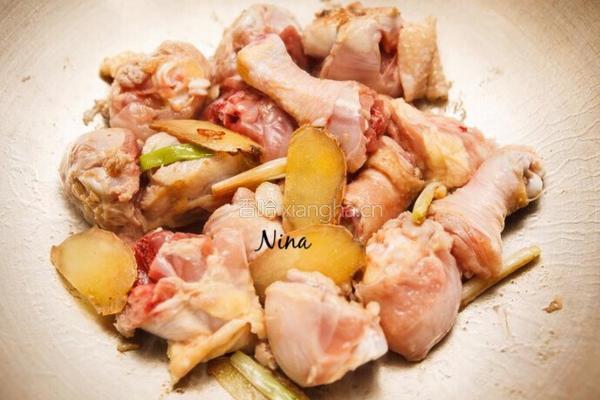 香菇滑鸡的做法图解3