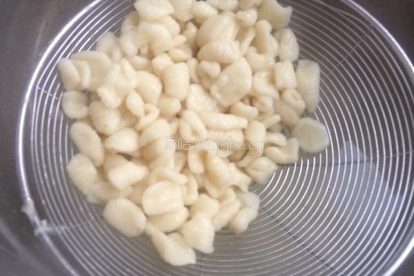 烩麻食子的做法图解7
