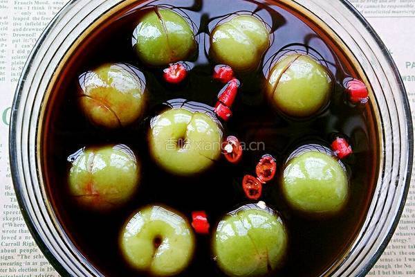 腌李子的做法图解5