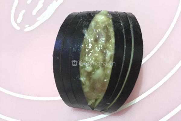 茄子塞肉的做法图解2
