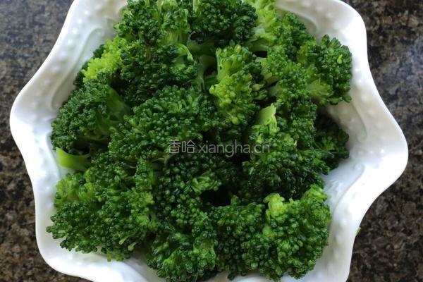 蒜蓉凉拌西兰花的做法图解4