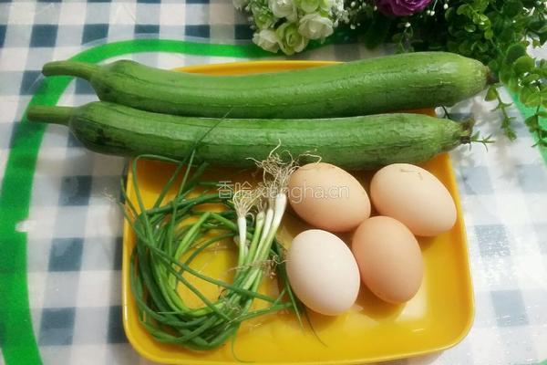 鸡蛋炒丝瓜的做法图解1
