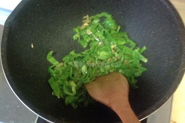 辣椒炒鸡蛋的做法图解11