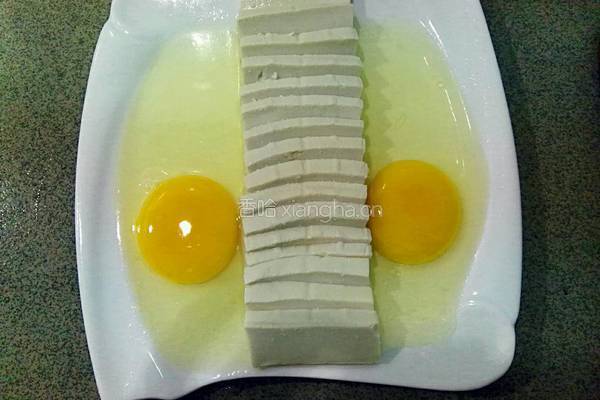 鸡蛋蒸豆腐的做法图解2