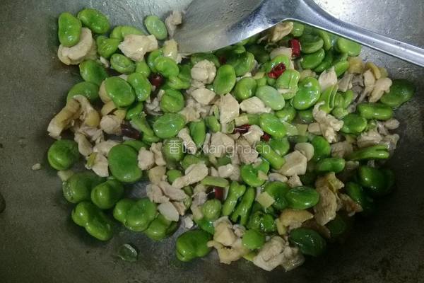 蚕豆烧鸡肉的做法图解12