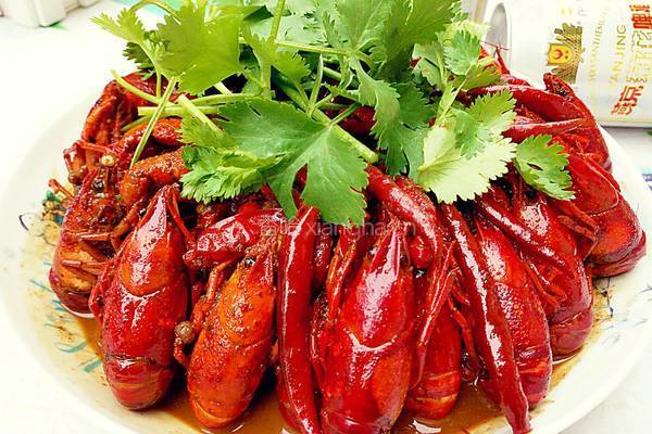 吮指回味十三香啤酒小龙虾的做法图解1