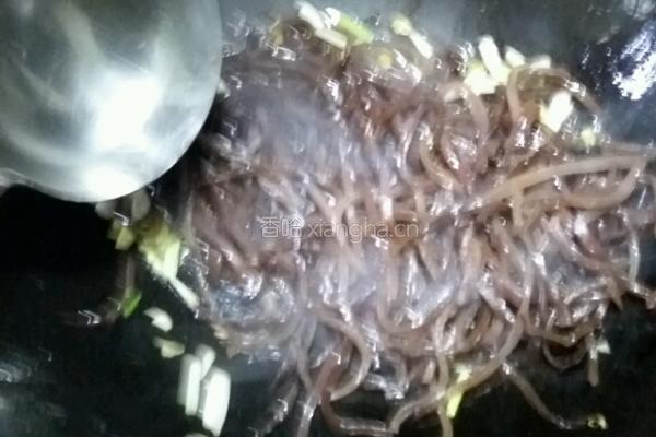 素炒木耳的做法图解3