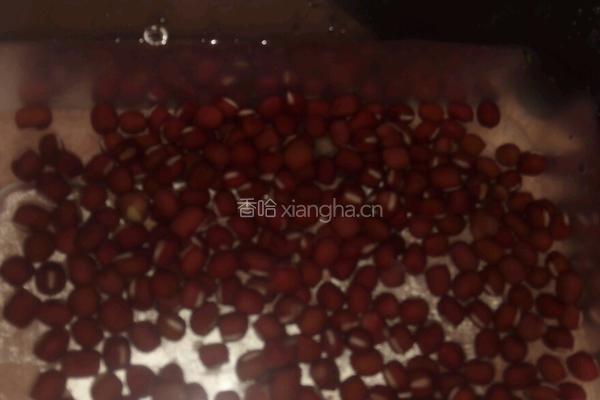 椰汁西米露的做法图解2