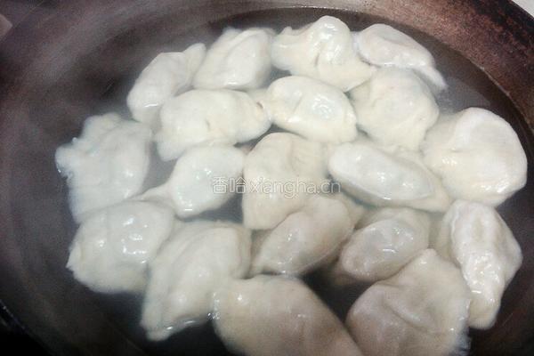 韭菜肉馅饺子的做法图解12