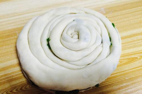 葱花鸡蛋薄饼的做法图解9