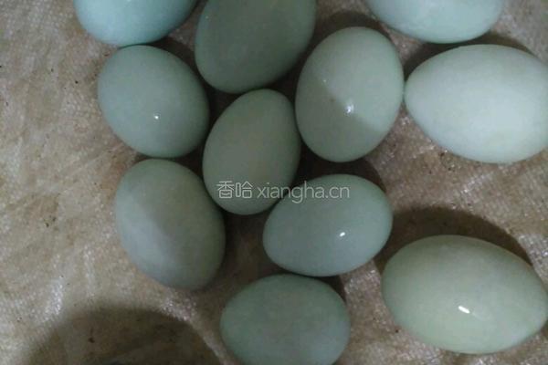 干盐鸭蛋的做法图解2