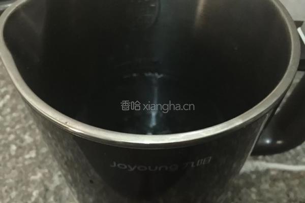 黑豆浆的做法图解2