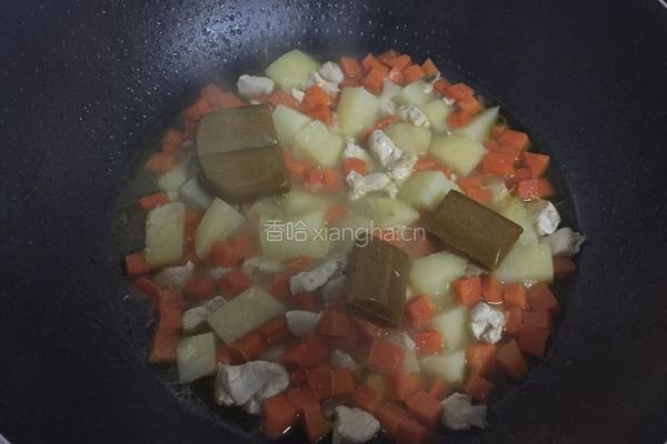 咖喱鸡肉焗饭的做法图解7