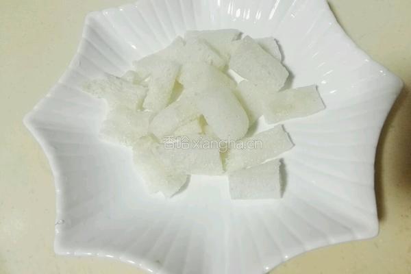 鸡腿竹荪山药汤的做法图解4