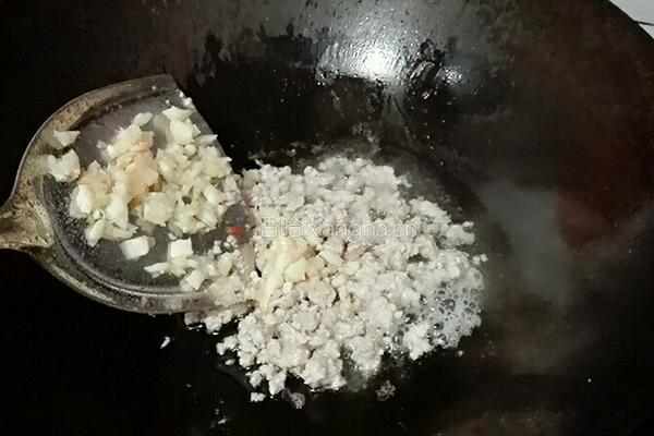 腐乳炖豆腐的做法图解6