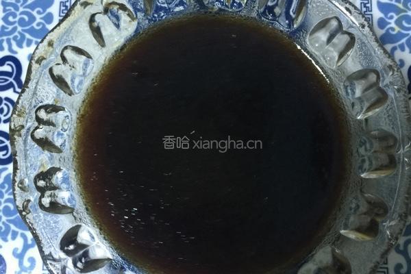 话梅酸甜鸭爪的做法图解5
