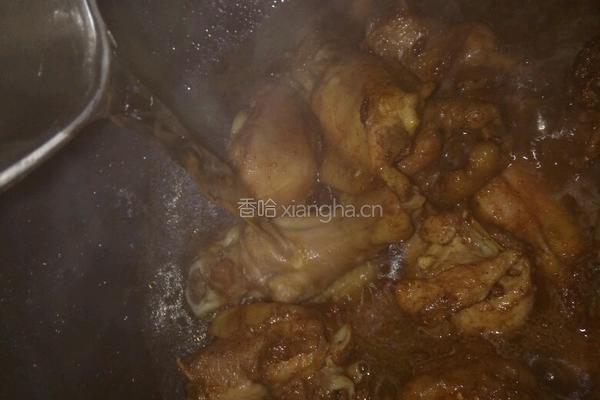 香菇土豆炖鸡肉的做法图解8