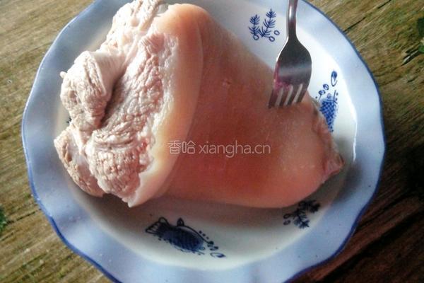 秘制酱肘子的做法图解7