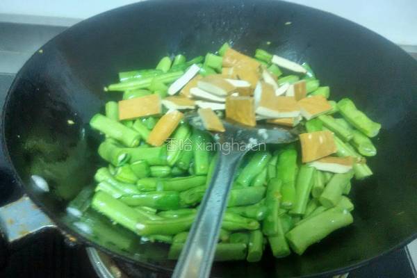 清炒蒜蓉四季豆的做法图解8