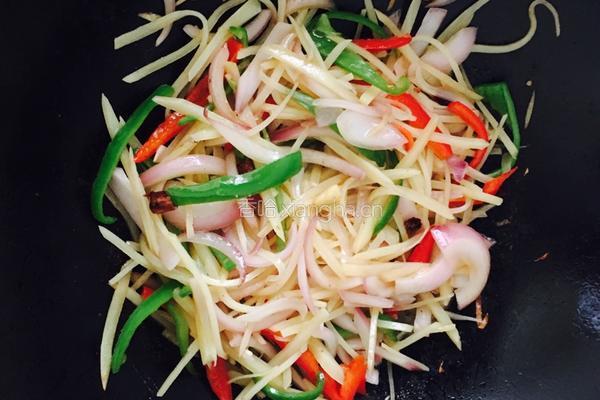 酸辣洋葱土豆丝的做法图解8