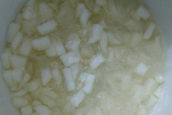 冰糖雪梨燕窝的做法图解6