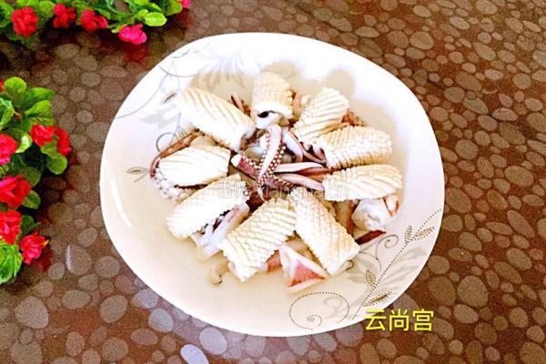姜葱鱿鱼卷的做法图解6
