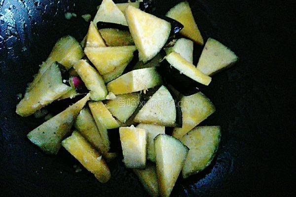 西红柿炒茄子的做法图解5