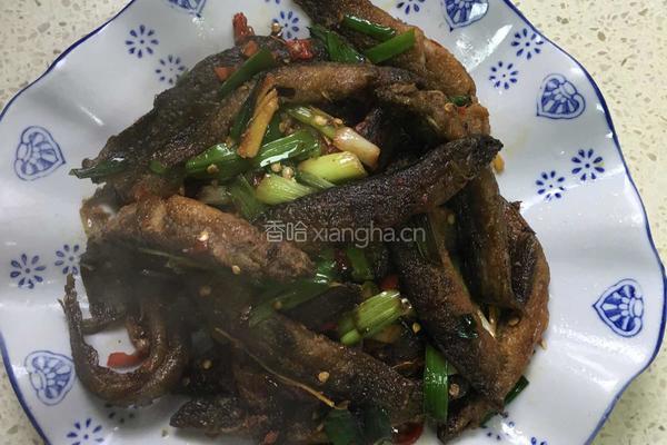 干煸泥鳅的做法图解3
