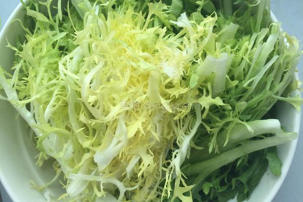 经典蔬菜沙拉的做法图解3