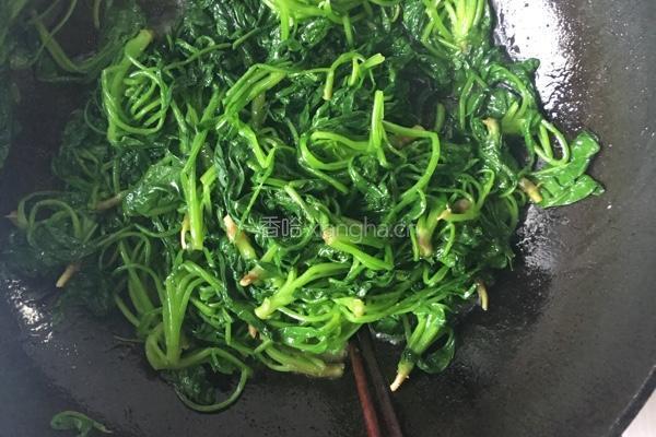 清炒菠菜的做法图解4