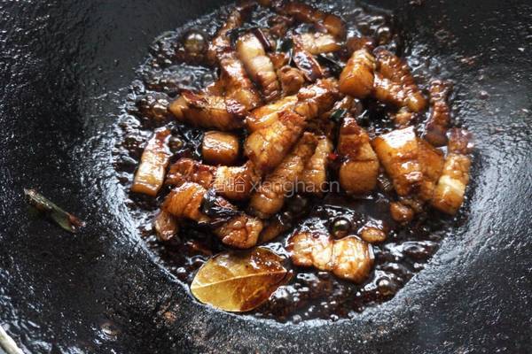 白菜猪肉炖粉条的做法图解5