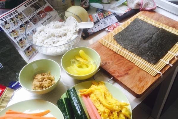 紫菜包饭的做法图解3