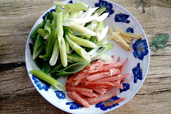 大葱炒肉的做法图解2