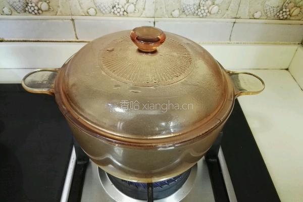 豆腐金针菇汤的做法图解2