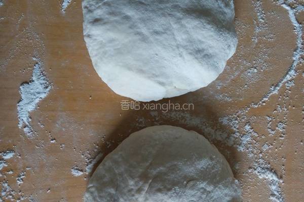 白菜肉馅蒸饺子的做法图解1