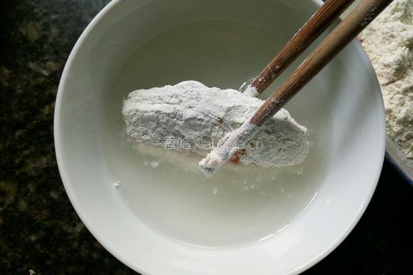 脆皮炸鸡翅的做法图解13