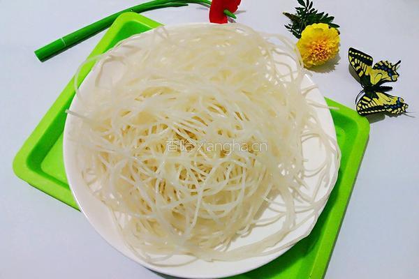 凉拌米线的做法图解1
