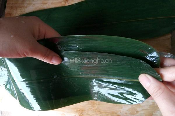 红豆蜜枣粽子的做法图解6