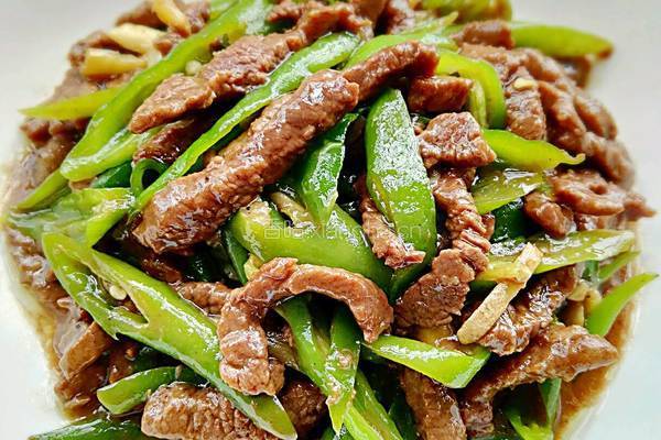 青椒爆炒牛肉的做法图解7