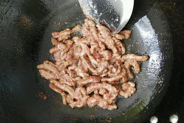 青椒爆炒牛肉的做法图解3