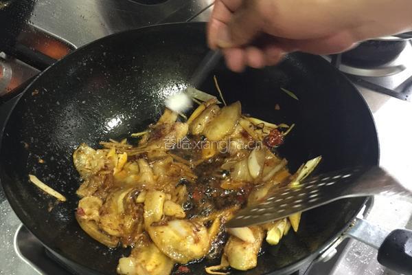 蒜薹回锅肉的做法图解8