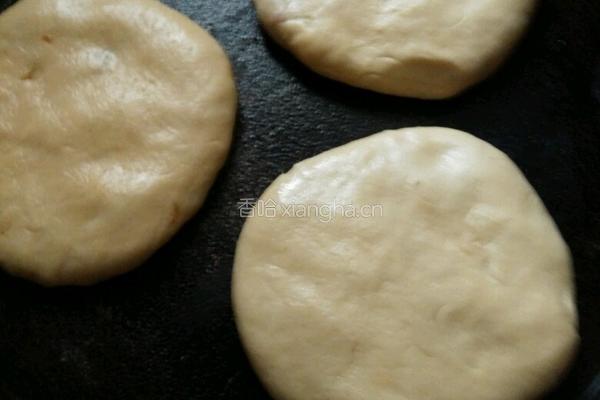 槐花菜饼子的做法图解11