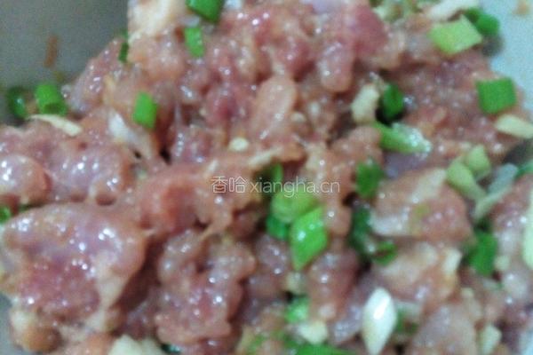 猪肉芸豆包子的做法图解5